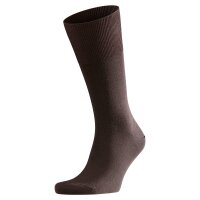 FALKE Herren Socken - Airport, Kurzstrumpf, Freizeit- und Business-Socken, Unifarben Brown (5930) 41-42 (UK 7-8)